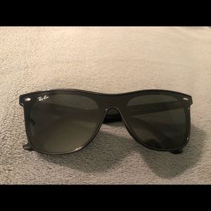 Ray-Ban Blaze Wayfarer Sunglasses 🕶
